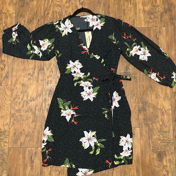Gilli Wmns Wrap Dress Black polka dot Floral Midi  puff Long Sleeve V Neck Small - Picture 8 of 16